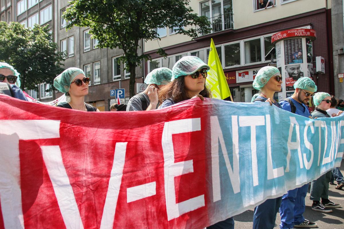 320301 MHH - Erfolgsgeschichte fortschreiben - Bündnis „Gesundheit statt Profite“, Gesundheitspolitik, Medizinische Hochschule Hannover (MHH), Pflegekrise, Tarifvertrag Entlastung - Wirtschaft & Soziales