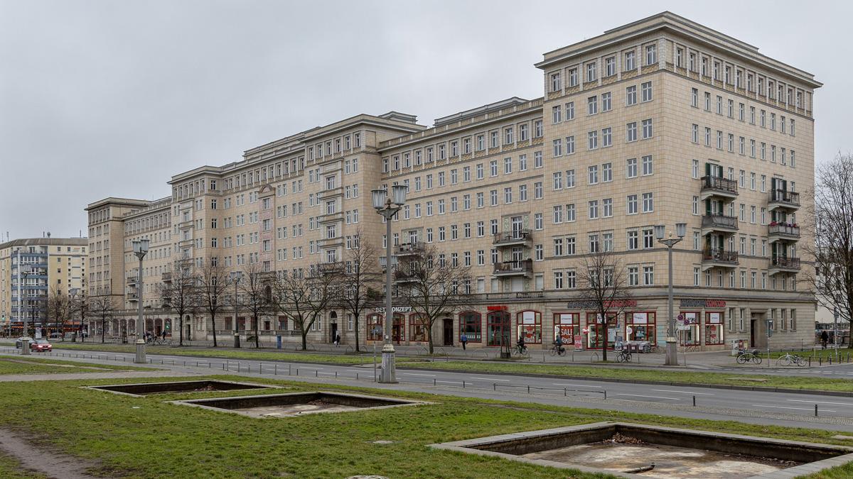 3716 Frankfurter Allee 16 ff. in Berlin 2019 - Dit is Berlin - Karl Rehnagel, Kolumne oder so - Vermischtes