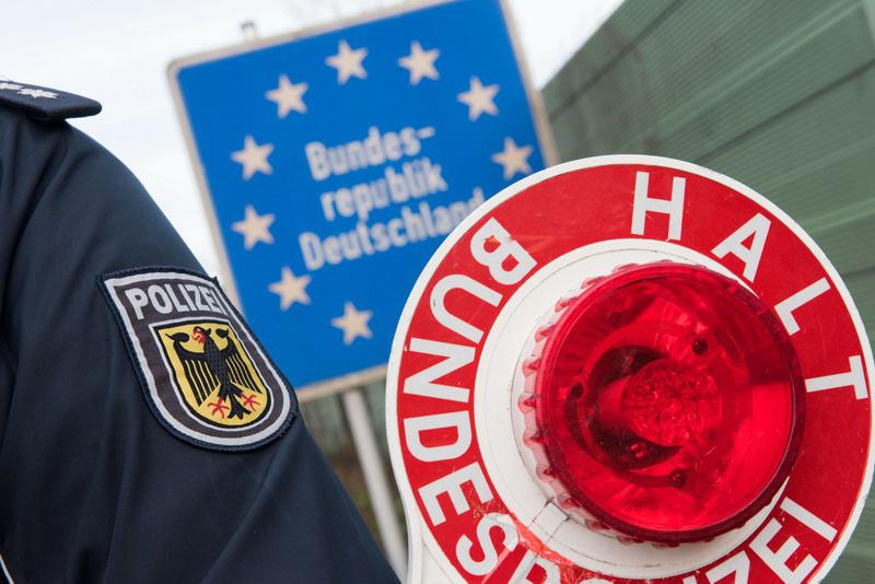 380901 SymbolfotoBundespolizeiGrenzkontrolle - Trutzburg - Ampel-Koalition, Bundespolizei, Flüchtlinge und Migranten, Grenzkontrollen, Nancy Faeser - Positionen