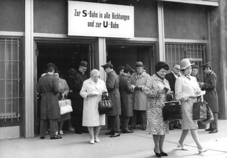 430501 MfS Verfahren - Im Zweifel gegen die DDR - Politik - Politik