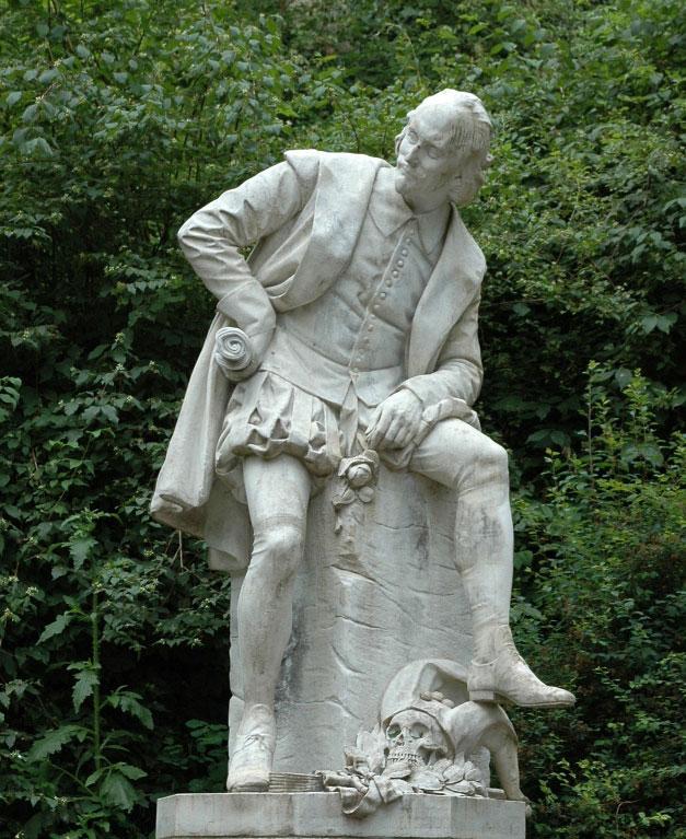 4511 Shakespeare denkmal Sommer2004 - Spiegel des revolutionären Geistes - UZ vom 8. November 2024 - UZ vom 8. November 2024