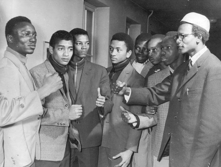 4513 Bundesarchiv Bild 183 70653 0001 Leipzig Studenten aus Mali - Im eigenen Tempo - Groupes d'Etudes Communistes - Groupes d'Etudes Communistes