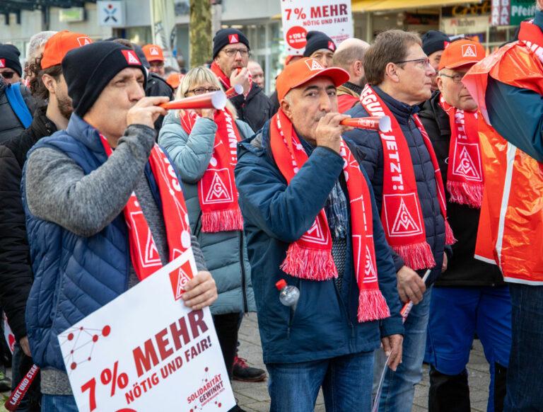 4660301 Metallabschluss web - Chance zum Gegenangriff nicht genutzt - Pilotabschluss - Pilotabschluss