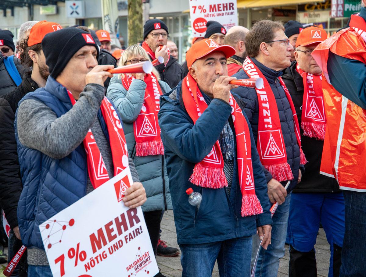 4660301 Metallabschluss web - Chance zum Gegenangriff nicht genutzt - IG Metall, Pilotabschluss, Tarifrunde Metall und Elektro - Blog, Wirtschaft & Soziales