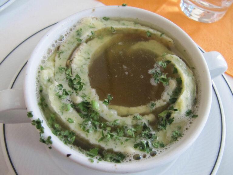 Thuringia Flaedlesuppe - Seriöses Schwabenfutter - Warum man das Schlemmen nicht der Bourgeoisie überlassen darf - Internationales