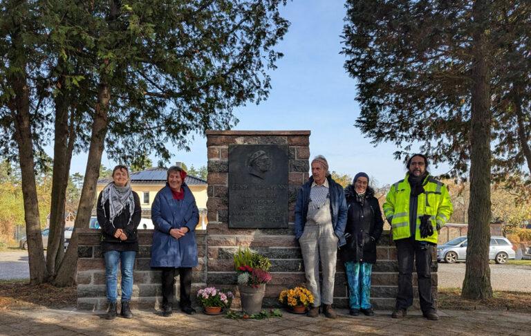 thaelmann lauchhammer - Rote Rosen für Jane und Teddy - DKP-Grundeinheit Textilarbeiter - DKP-Grundeinheit Textilarbeiter