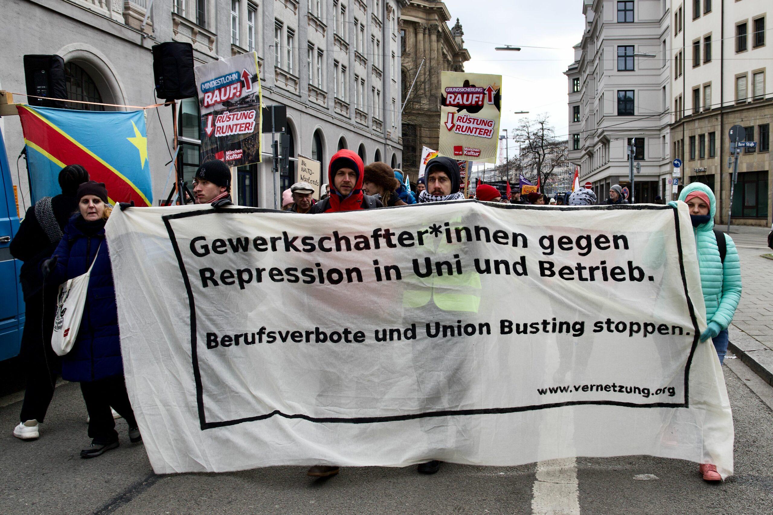 anti siko demo 2025 54329607743 o scaled - Friedensfähig statt NATO - Aktionsbündnis gegen die NATO-Sicherheitskonferenz, Amir Ali, Gönül Tolay, Lühr Henken, Mark Ellmann, München, Rihm Hamdan - Blog, Politik