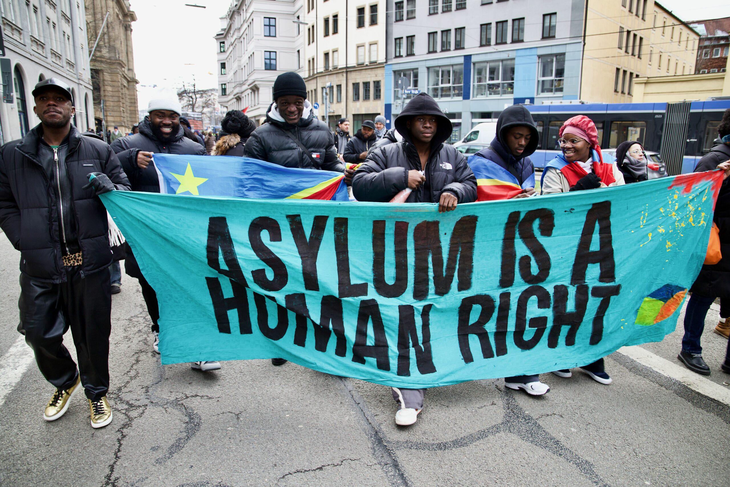 anti siko demo 2025 54329607944 o scaled - Friedensfähig statt NATO - Aktionsbündnis gegen die NATO-Sicherheitskonferenz, Amir Ali, Gönül Tolay, Lühr Henken, Mark Ellmann, München, Rihm Hamdan - Blog, Politik