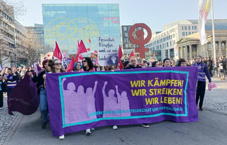 1000071874 web - Prügel vom Polizei-Patriarchat - Internationaler Frauentag - Internationaler Frauentag