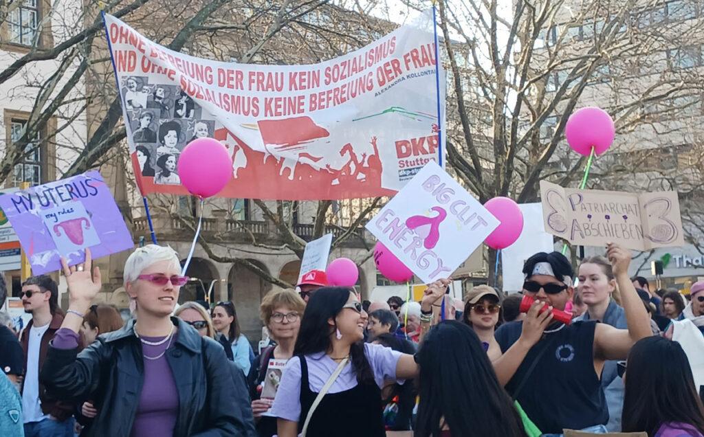 1000071894 web - Prügel vom Polizei-Patriarchat - 8. März 2025, Aktionsbündnis 8. März, Alliance of International Feminists, Berlin, DGB Berlin-Brandenburg, Essen, Internationaler Frauentag, Leonie Mayer, Repression, Stuttgart - Blog, Politik