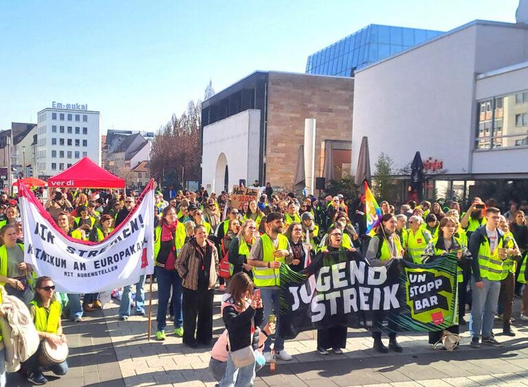 111204 Menge - „Wir haben einfach mehr verdient!“ - Wirtschaft & Soziales - Wirtschaft & Soziales