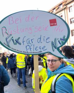 111301 Streik Ruestung - „Wir haben einfach mehr verdient!“ - Nürnberg, Streik, TVöD 2025, ver.di - Wirtschaft & Soziales